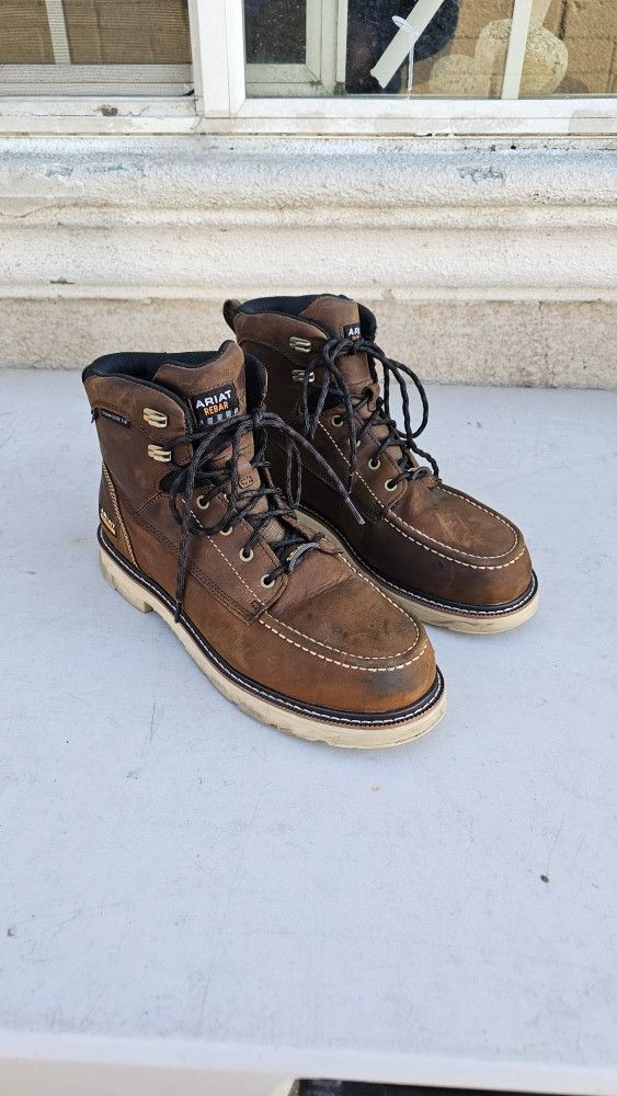 Size 12 D Ariat Work Boots Composite Toe