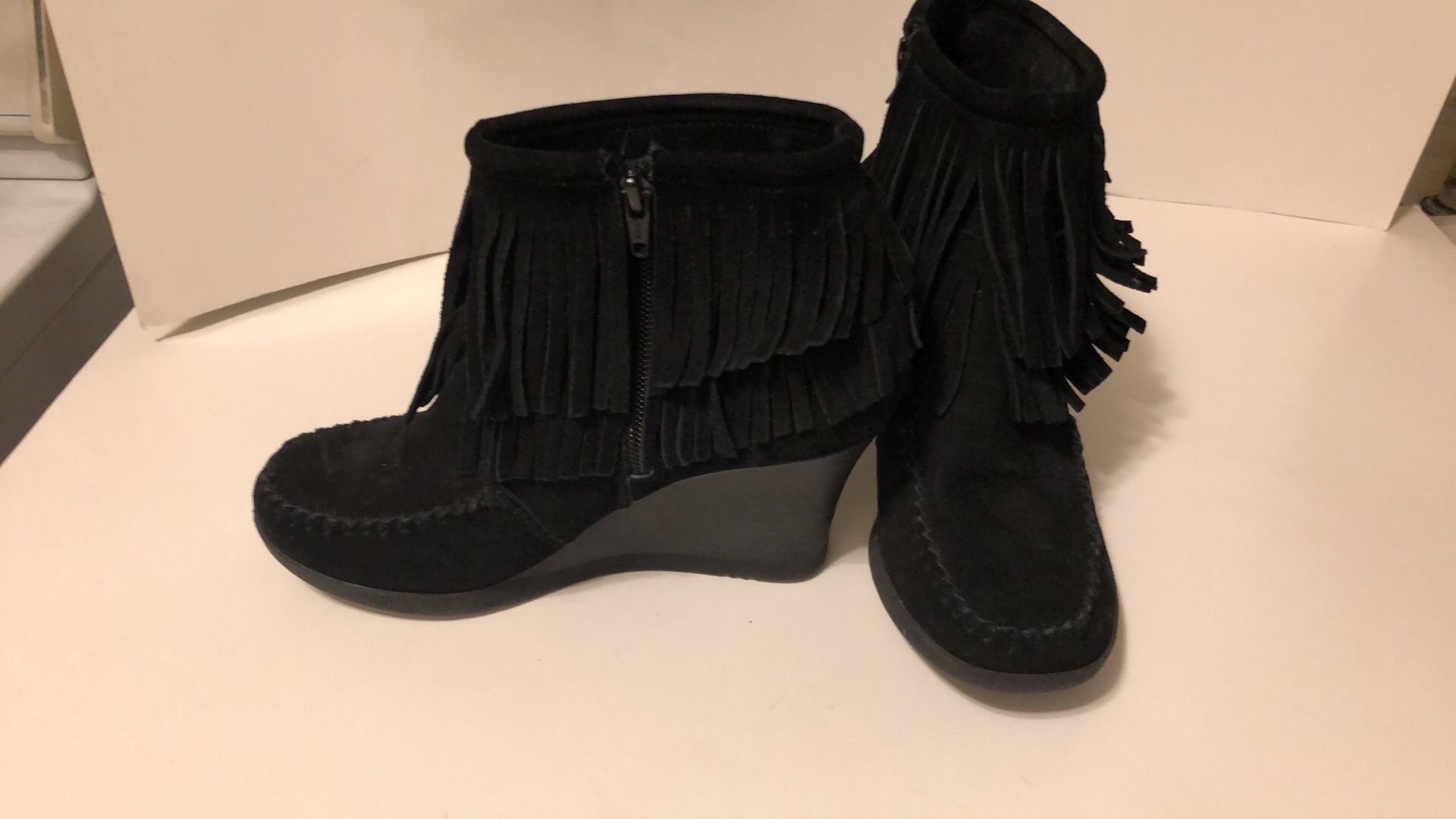 Minnetonka Moccasin Wedge Boots
