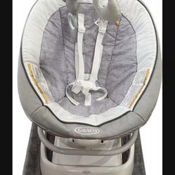 Graco Sense2Soothe Swing with Cry Detection - Slightly Used