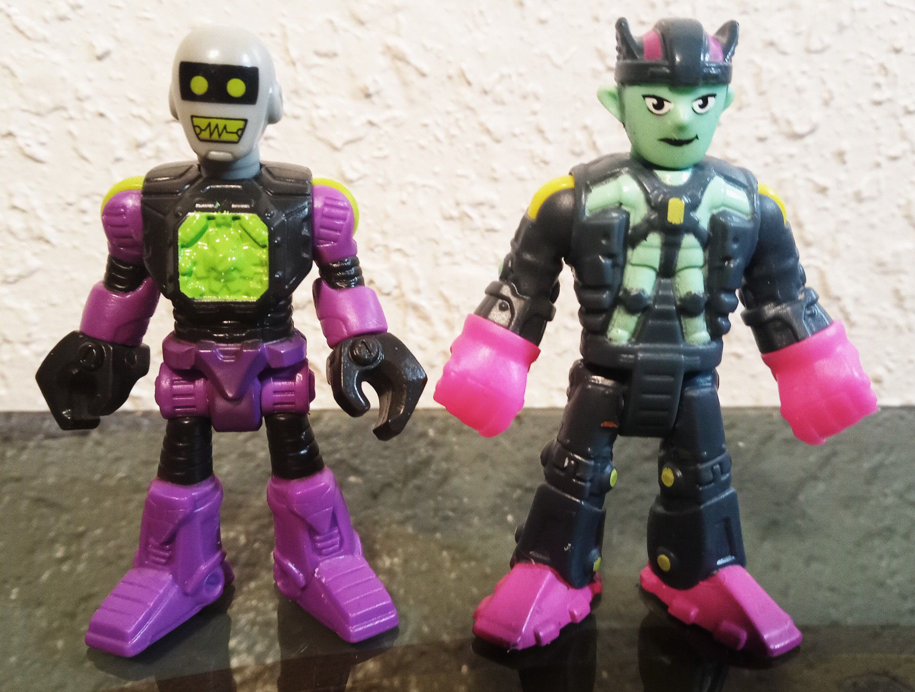 Imaginext Collectible Figures Series 4 & 7