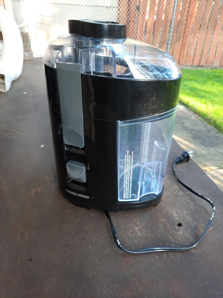 Fruit and Vegetable juice extractor