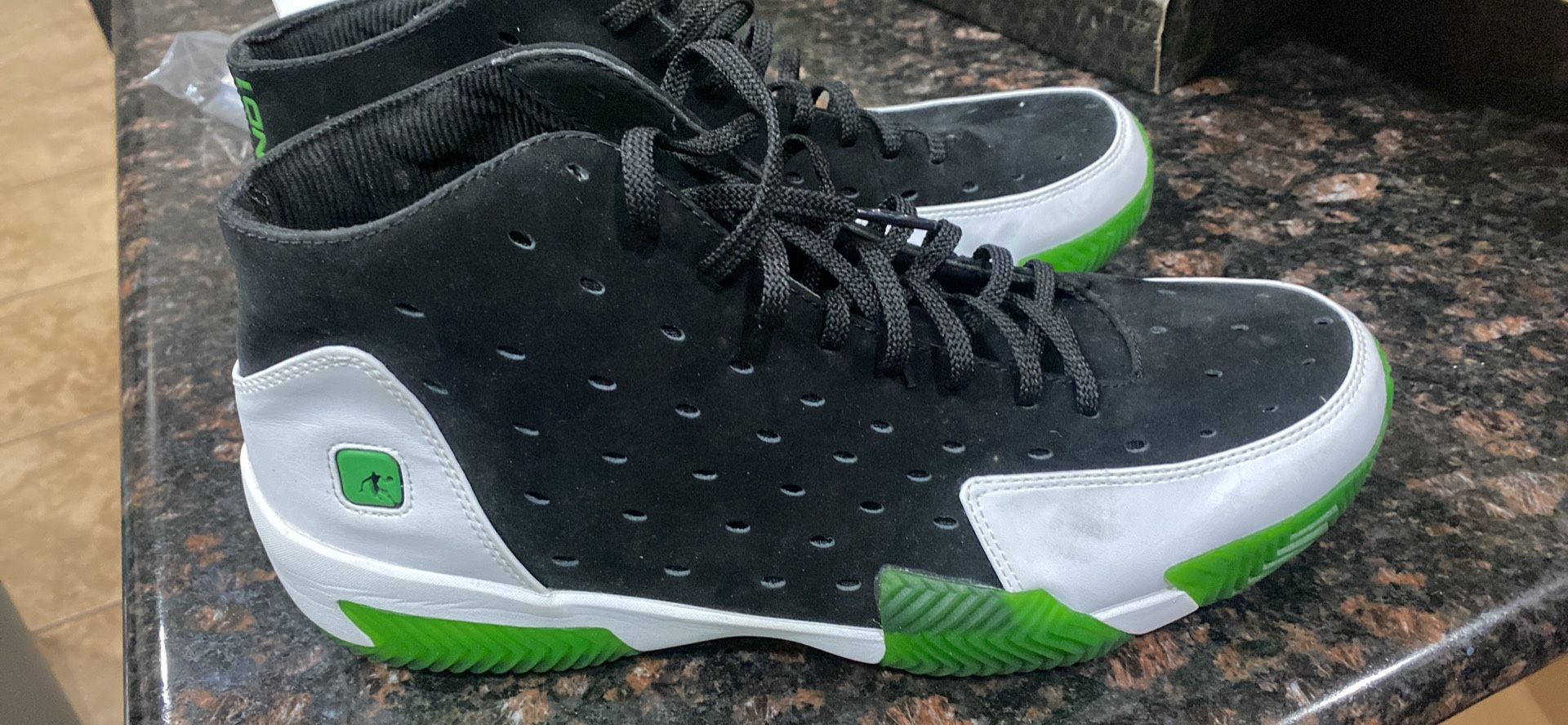 AND1 Edge Mid Black Green Apple