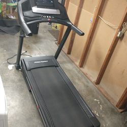 ProForm Trainer 8.0 Foldable Treadmill 