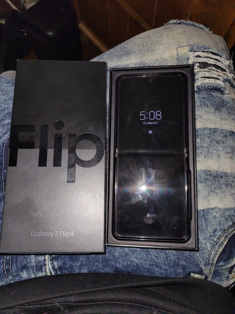 Samsung Galaxy Zflip 4 256gb