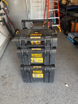 DeWalt ToughSystem 2.0 Tool Boxes/storage– Set of 3