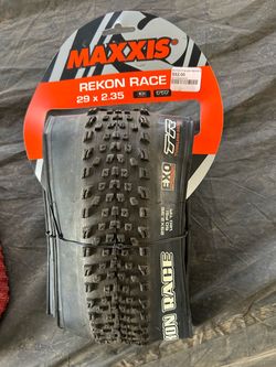 Maxxis Rekon race 29 x 2.35 mountain bike tire