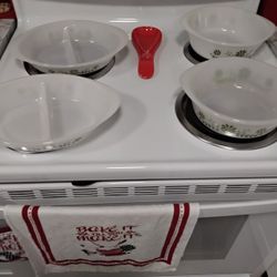 Vintage Glasbake Milk Glass Green Daisy Pattern 1960's