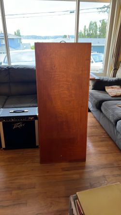 Rocking chair, coffee table