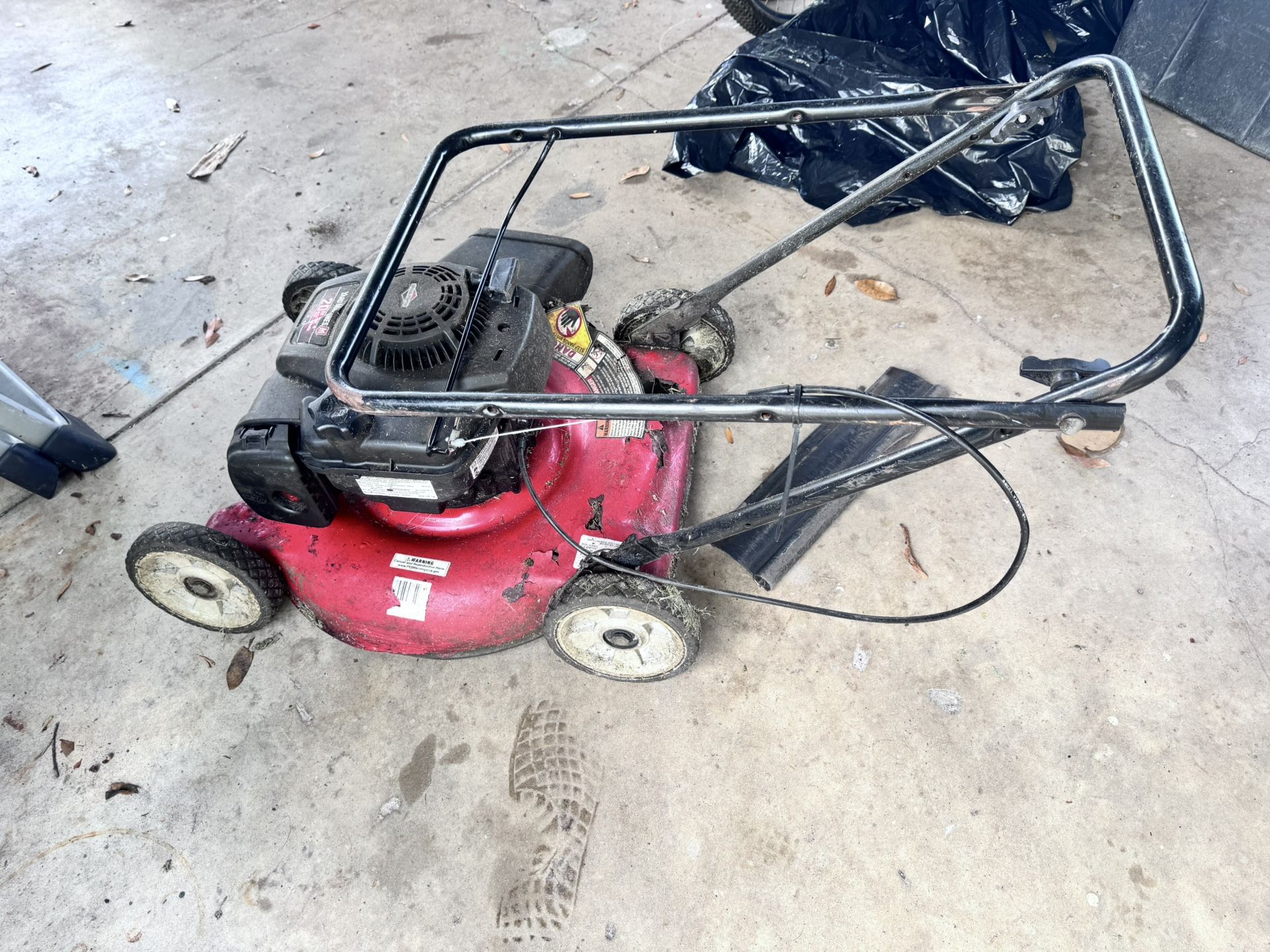 Briggs and Stratton Lawn Mower