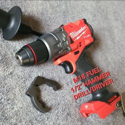Milwaukee M18 FUEL 18V Brushless Cordless 1/2 in. Hammer Drill/Driver (NEW)