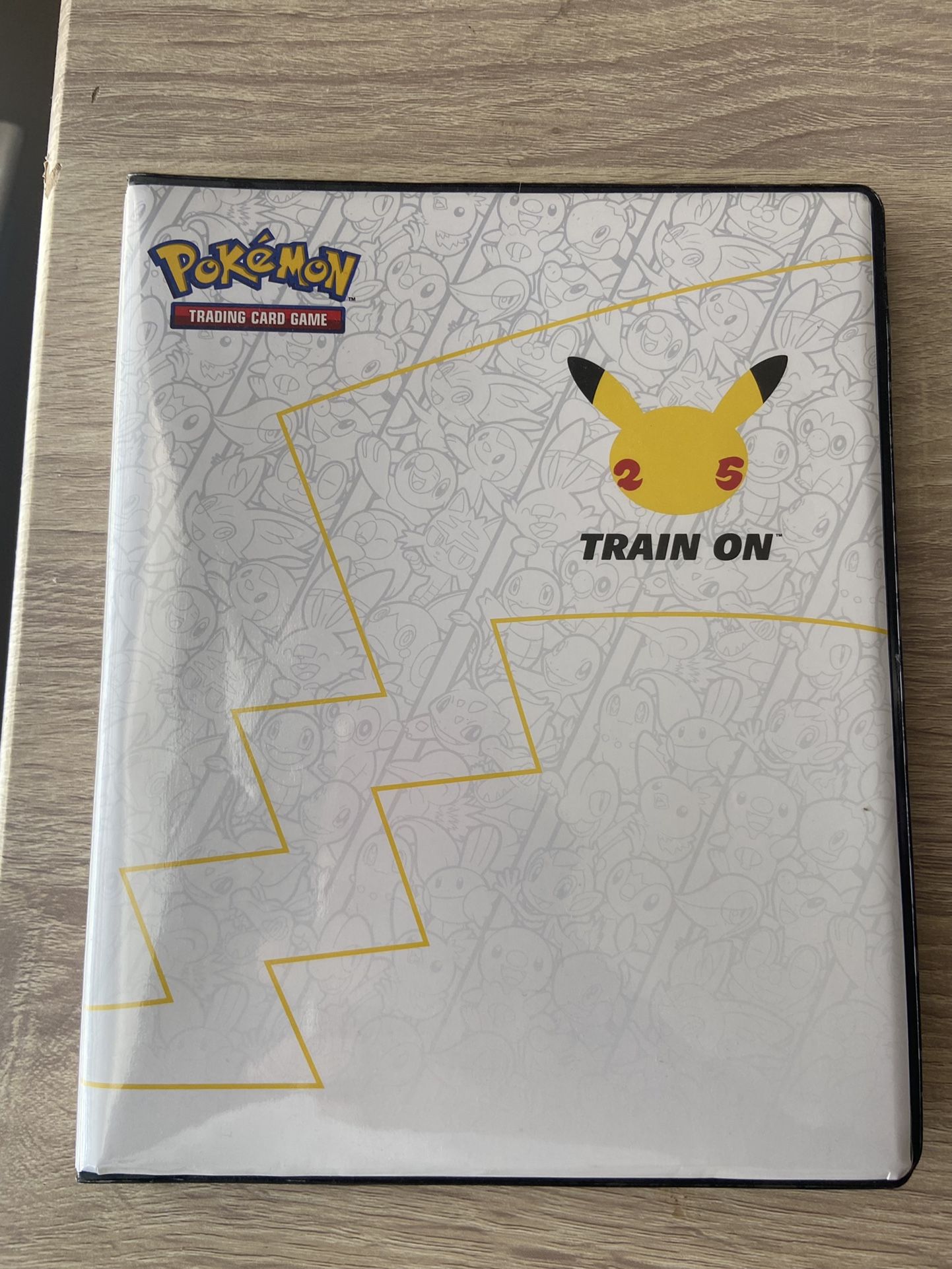 Pokemon 25th Anniversary Jumbo Card Book With Jumbo Cards