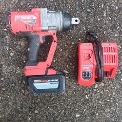 Milwaukee 2860-20 1in M18 Fuel Impact Wrench Vgood Condition with 12amp Battery & Rapid Charger. For Pick Up Fremont Seattle. No Low Ball/Trades 