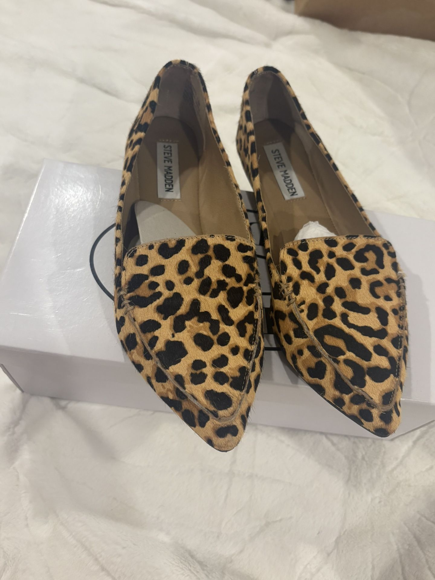 Steve Madden Leppard flats