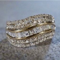 Vintage 14 K Yellow Gold and Diamond