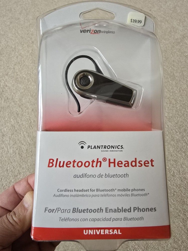 New Plantronics PBT232Z Wireless Bluetooth Headset