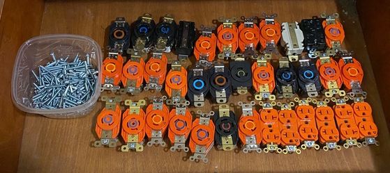 Lot of electrical outlet s Hubbell 125v 225v