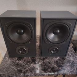 Mitsubishi stereo speakers