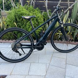 2021 Specialized Vado Small 10speed Electric Bike 