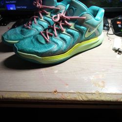 There Nike Size 14.5 