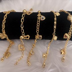 Gold Plated Charm Heart Bracelet For Your VALENTINE 💌 