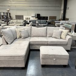 2pc Sectional w/ FREE OTTOMAN
