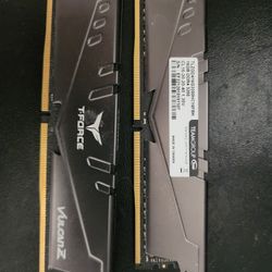 DDR4 32gb (16x2) Ram Sticks 