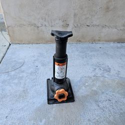 Bottle Jacks