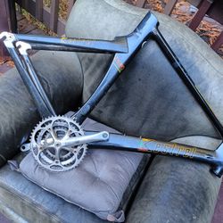 Kestrel Talon Bycycle Frame w/ Shimano SG A-52 cranks