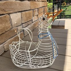 Duck Metallic  Egg Holder 