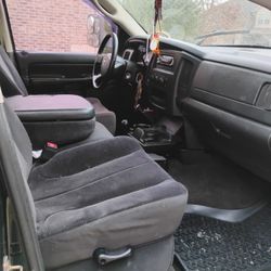 2004 Ram 2500 4x4 Asking $3500