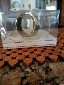 Ceramic jewelry holder