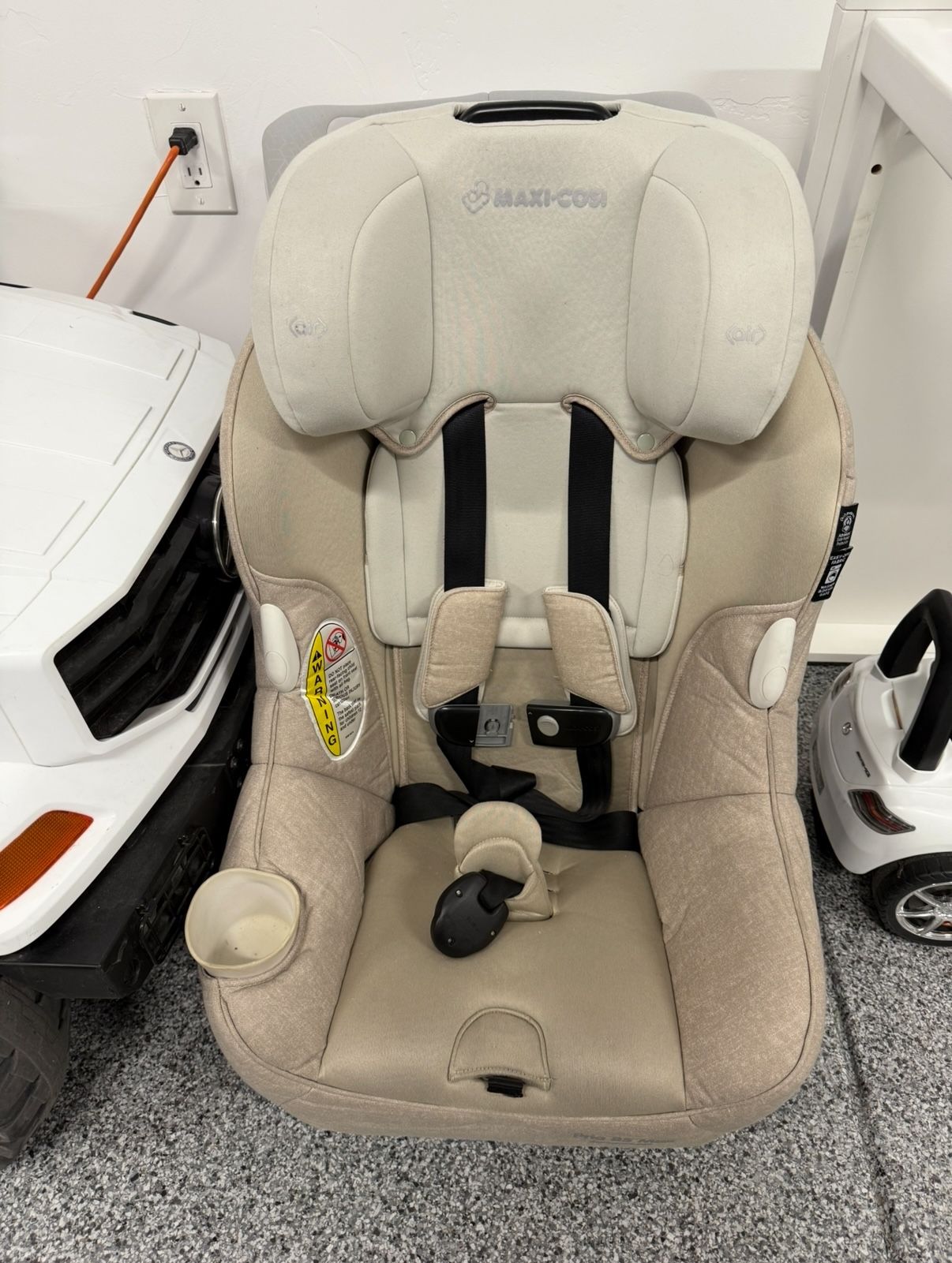 Maxi Cost Car seat