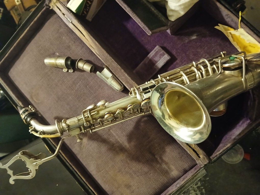 Saxophone