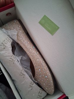 woman flats
