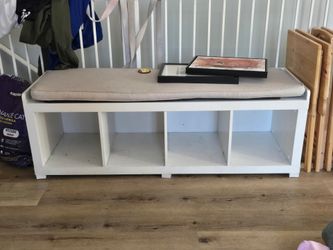 Cubby bench