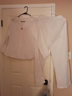 Women's White Pant Set New!!!!!
