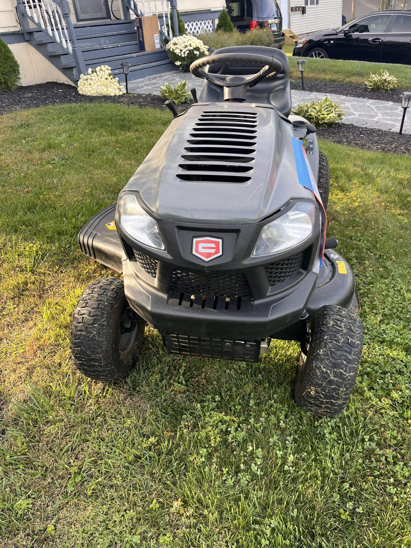 Tractor 42” Craftsman T1000