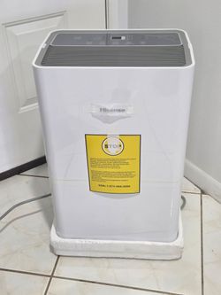 Hisense 50-Pint Dehumidifier DH5024K1W Energy Star - New Open Box