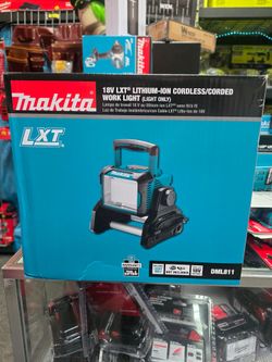 MAKITA WORK LIGHT new in box