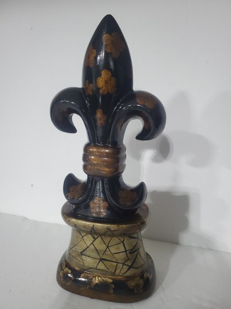 Ceramic Fleur De Lis Perfect Condition Decorative