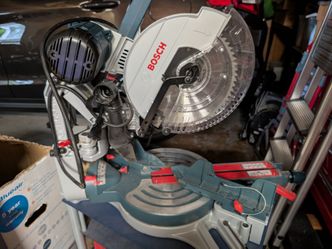 Bosch GCM12SD 12" Glide Compound Miter Saw