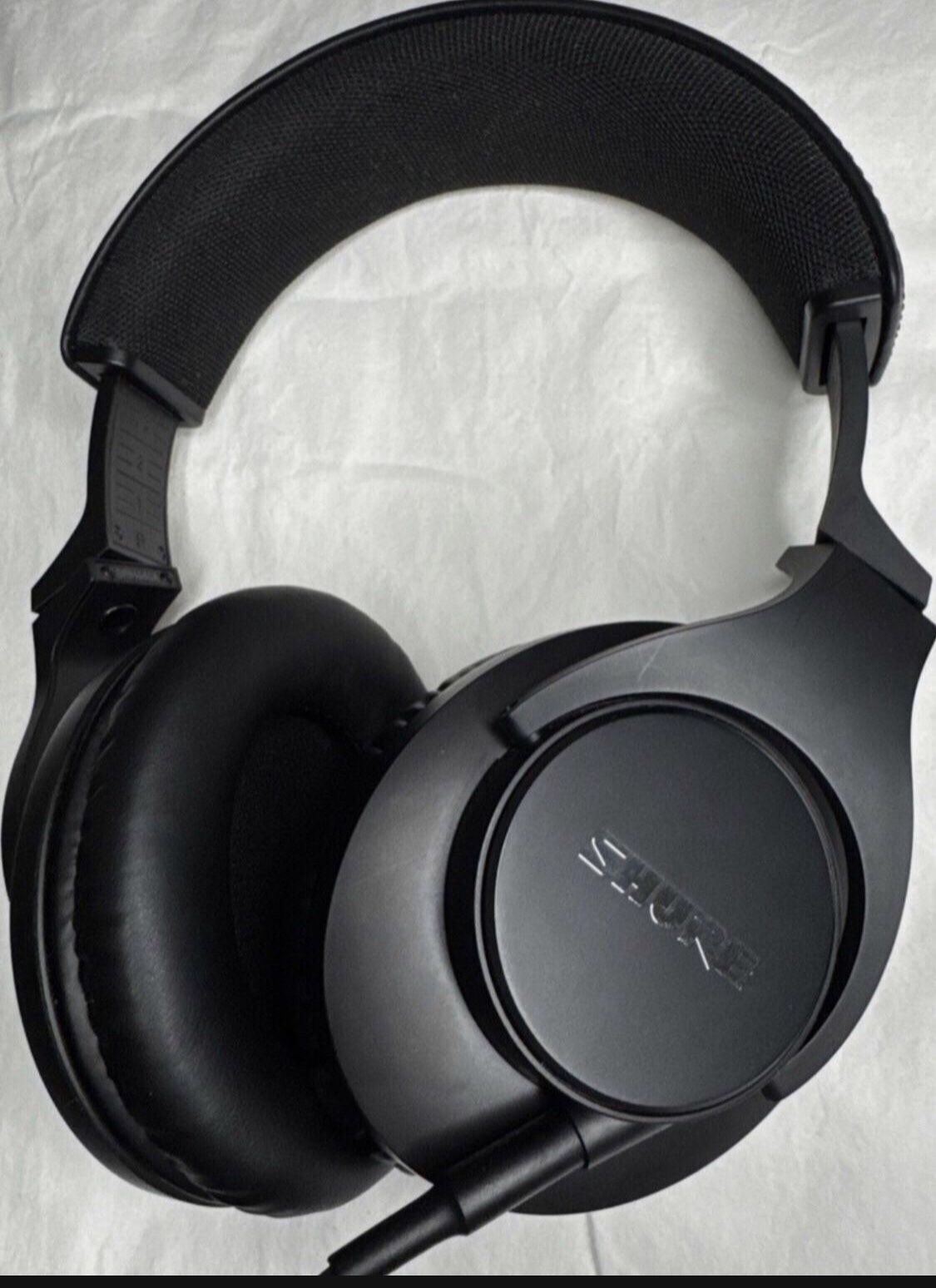 Shure SRH440 Professional UOver Ear Black Studio Refere