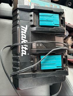 Makita dual charger100 obo  with USB port