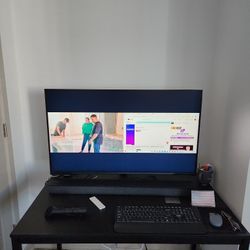 Samsung Smart TV+ Monitor 43"