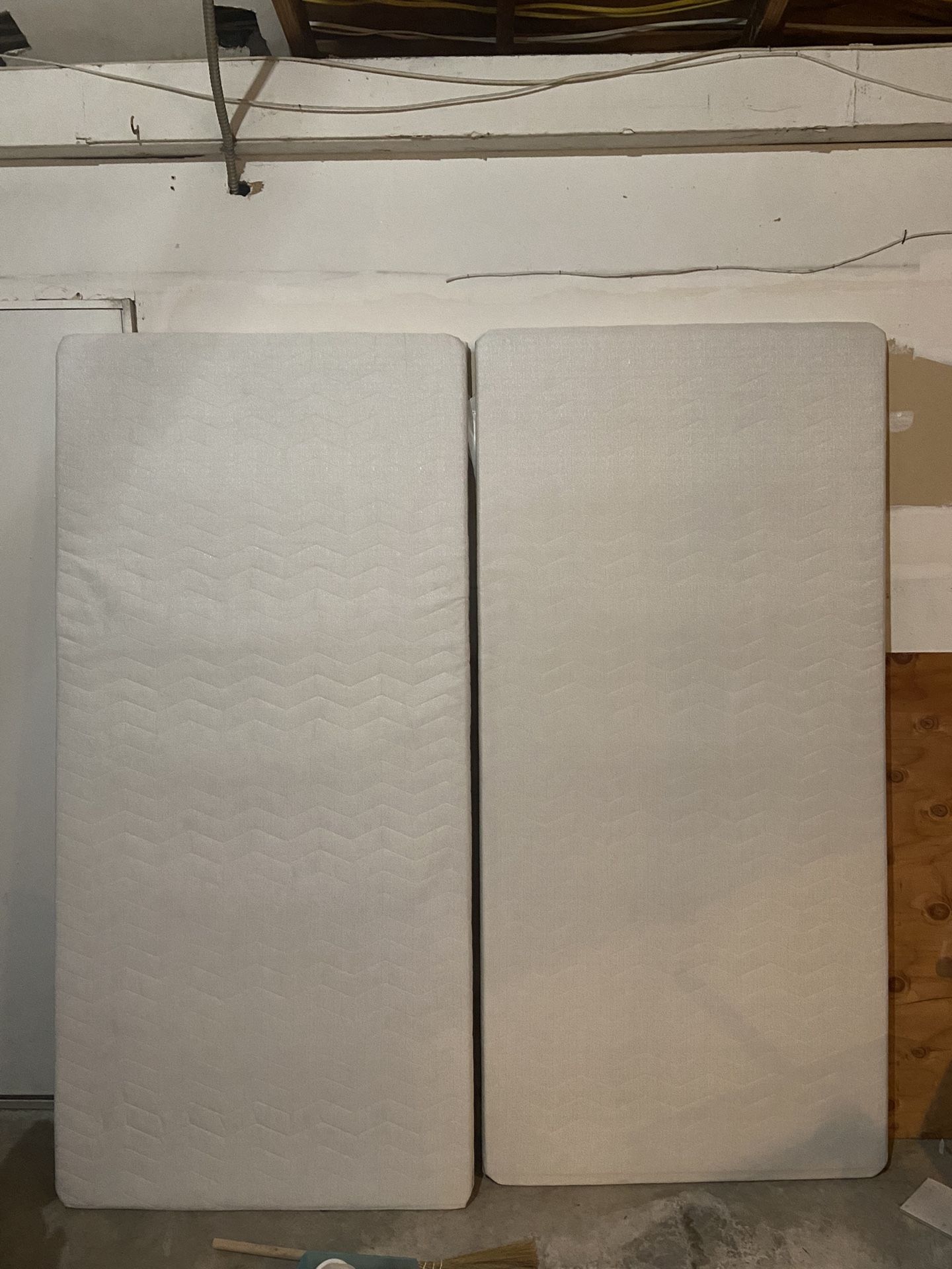 Crate & Barrel Set of 2 Split King Bunkie Boards