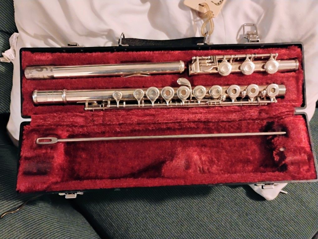 1980s Yamaha Flute Yfl385