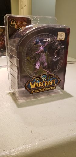 WoW Series 5 Night Elf Hunter Alathena Moonbreeze