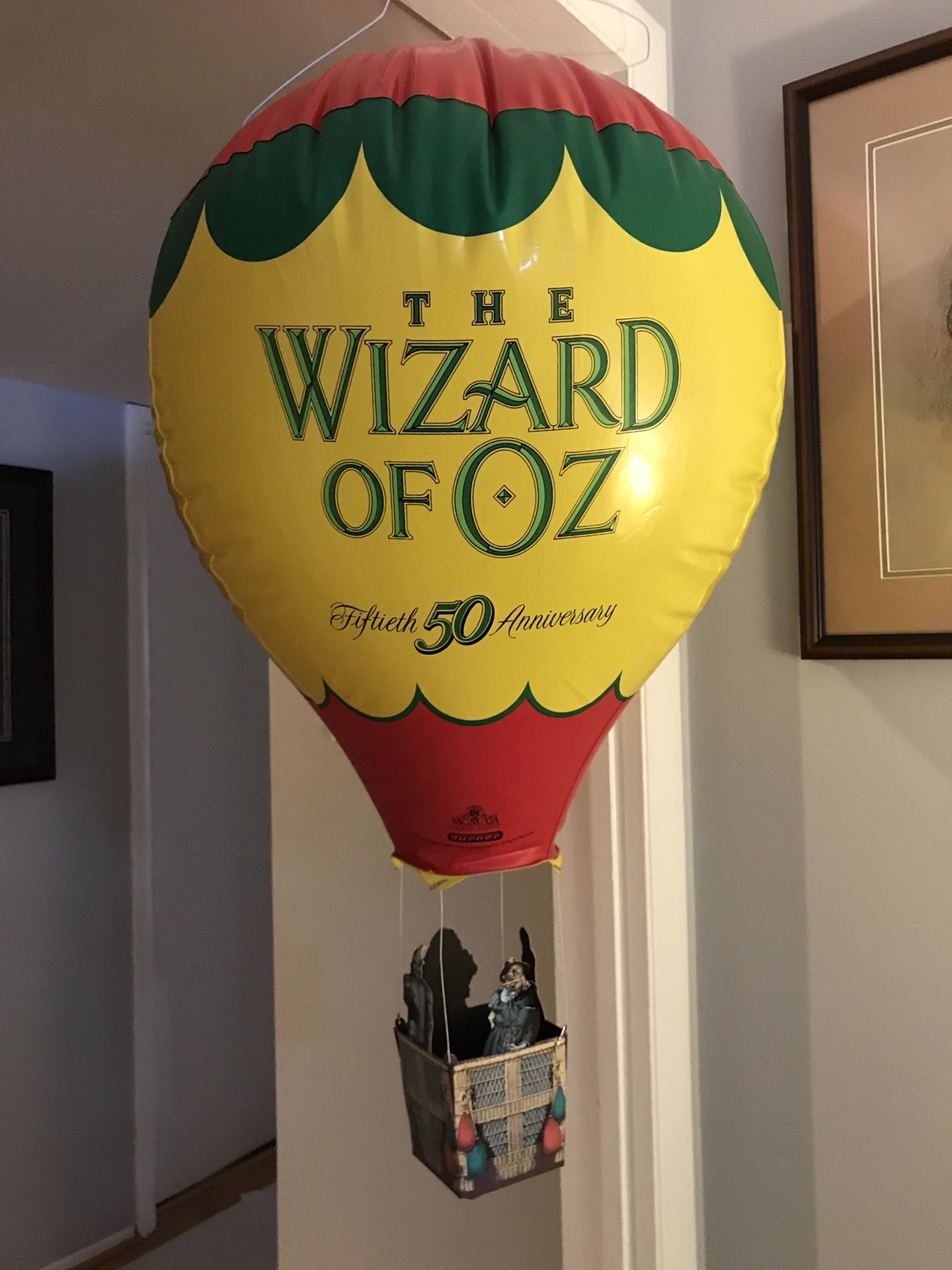 Wizard of Oz balloon advertisement large Dorothy