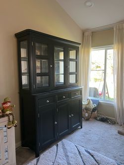 Black Hutch W/ Buffet!