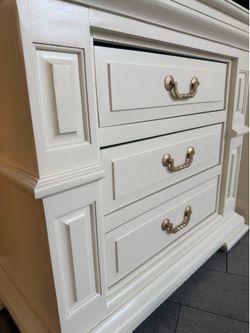 Set of two wood beige nightstands